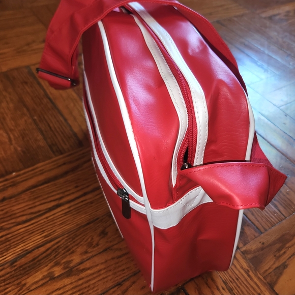 Red and White Retro Shoulder Bag with Sporty Design - Picture 7 of 14